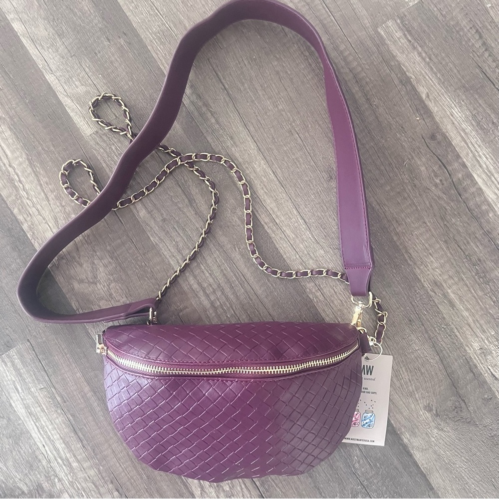 Most Wanted MW Woman’s Fanny‎ Pack Belt Bag Purse Burgundy NWT
